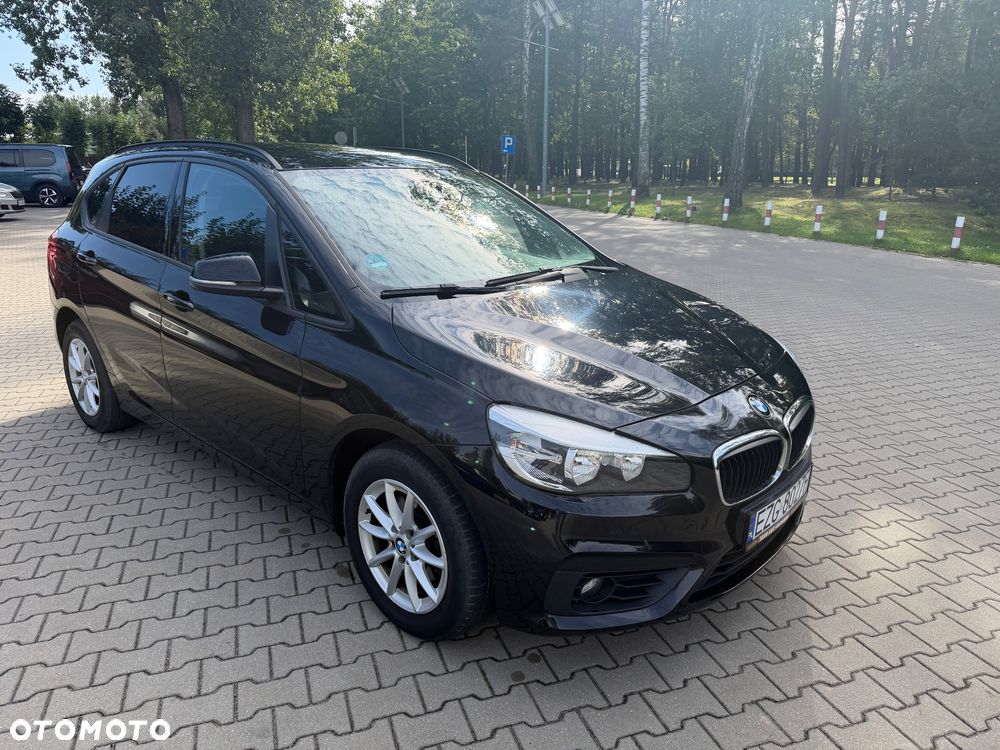 BMW Seria 2 218d - 3