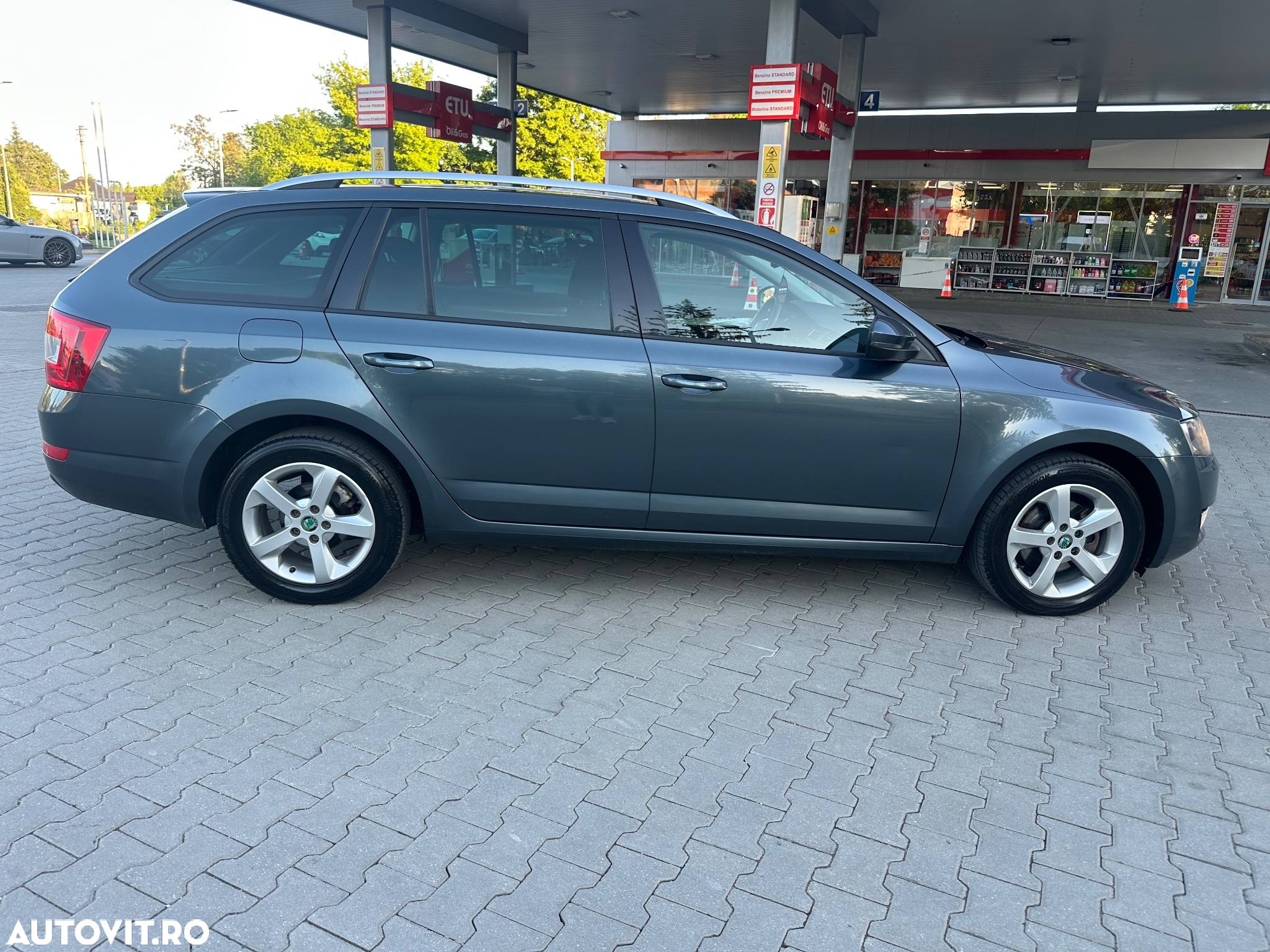 Skoda Octavia 2.0 TDI (Green tec) DSG Ambition - 6