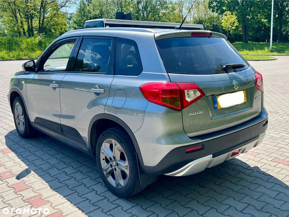 Suzuki Vitara - 3
