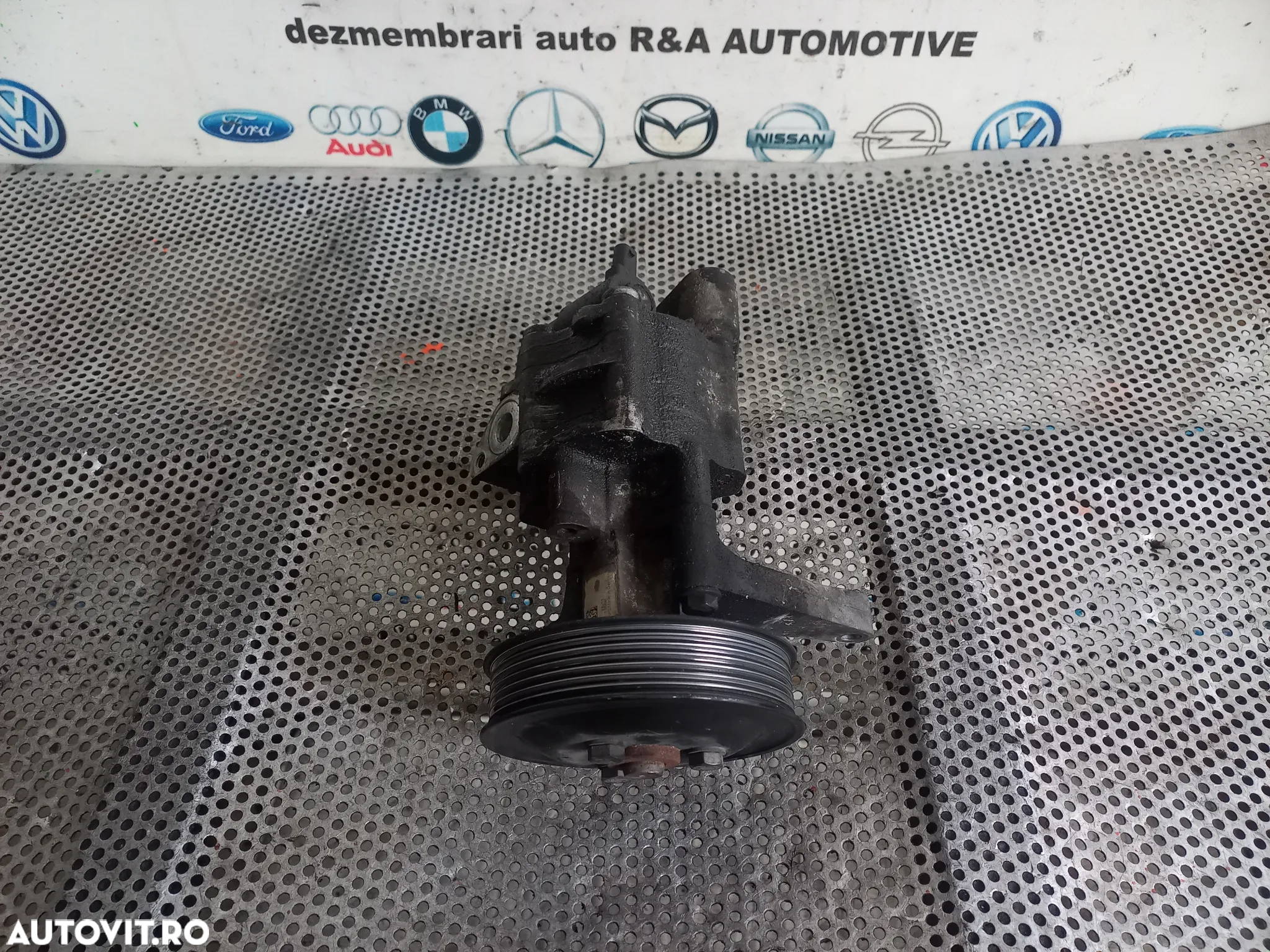 Pompa Servo Servodirectie Hidraulica Bmw F10 F11 F06 f12 F07 F01 F02 3.0 D Motor N57D30A Cod - 3