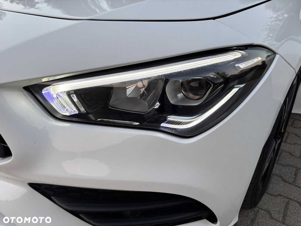 Mercedes-Benz CLA - 16