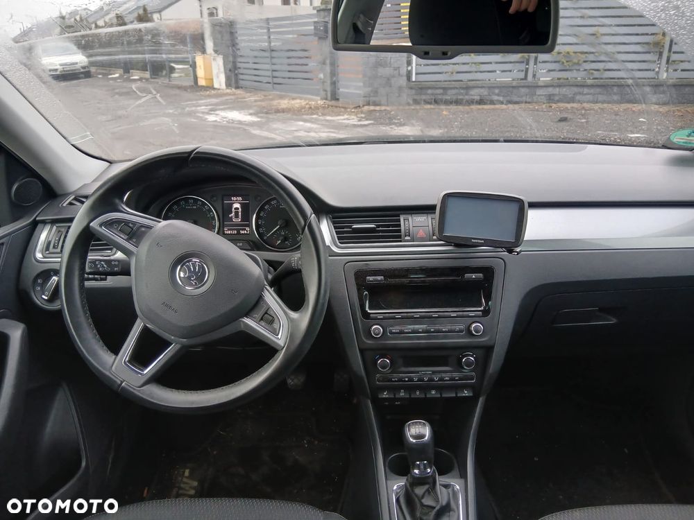 Skoda RAPID 1.6 TDI Drive - 10