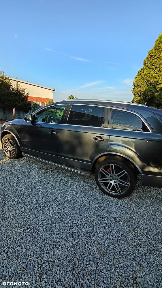 Audi Q7 - 9