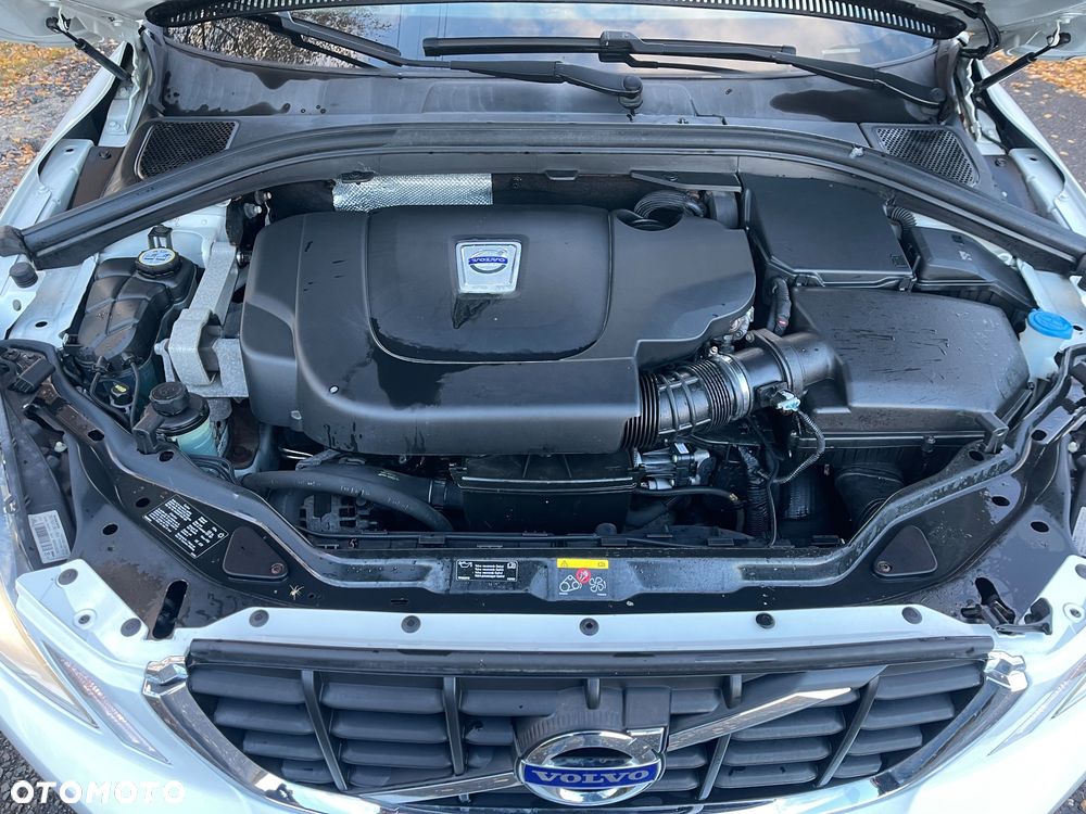 Volvo XC 60 D4 AWD Momentum - 11