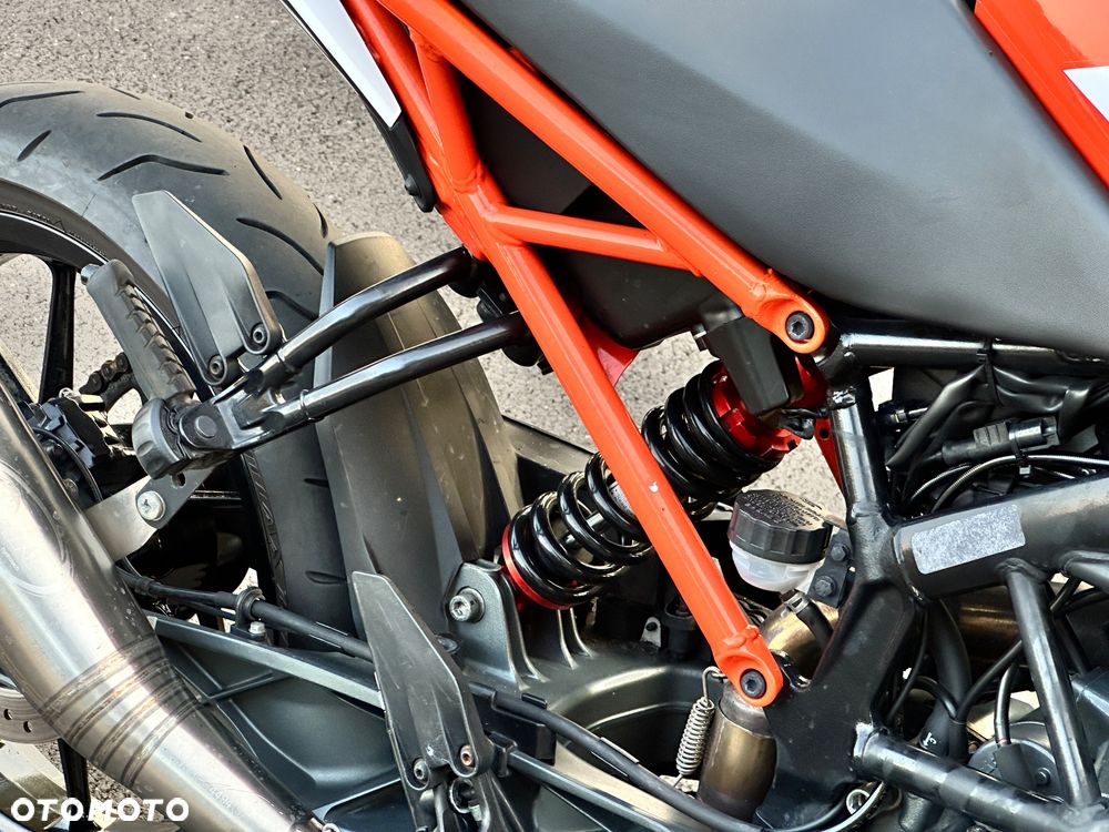 KTM Duke 125 - 12