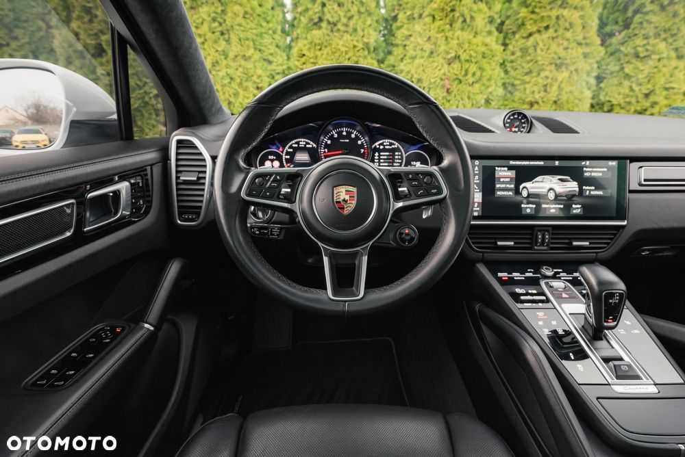 Porsche Cayenne - 11