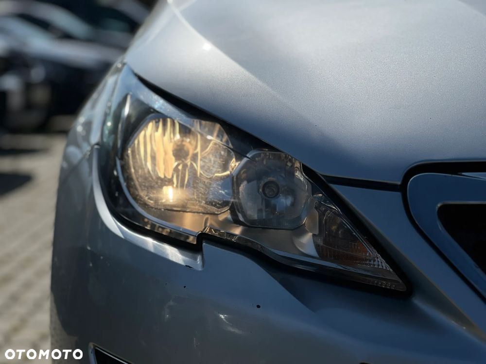 Peugeot 308 - 11