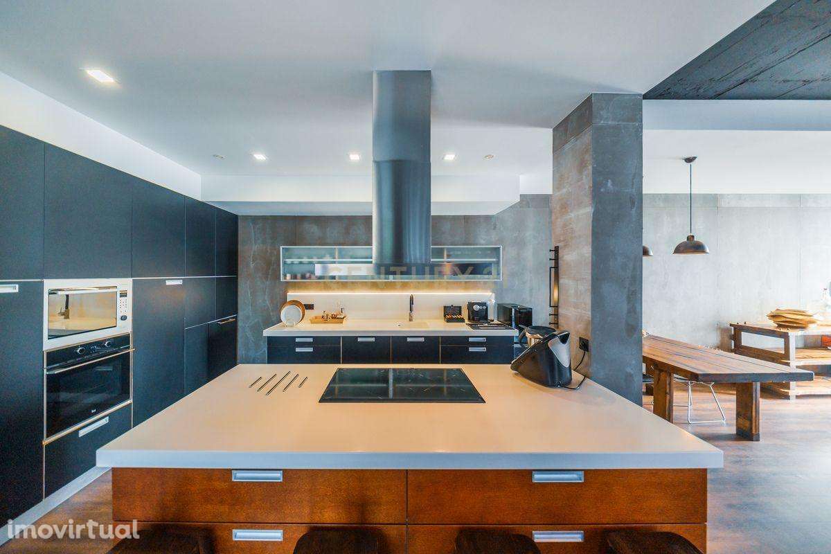 Moradia T3 de Luxo com Design e Personalidade - Monte / Funchal - Grande imagem: 5/44