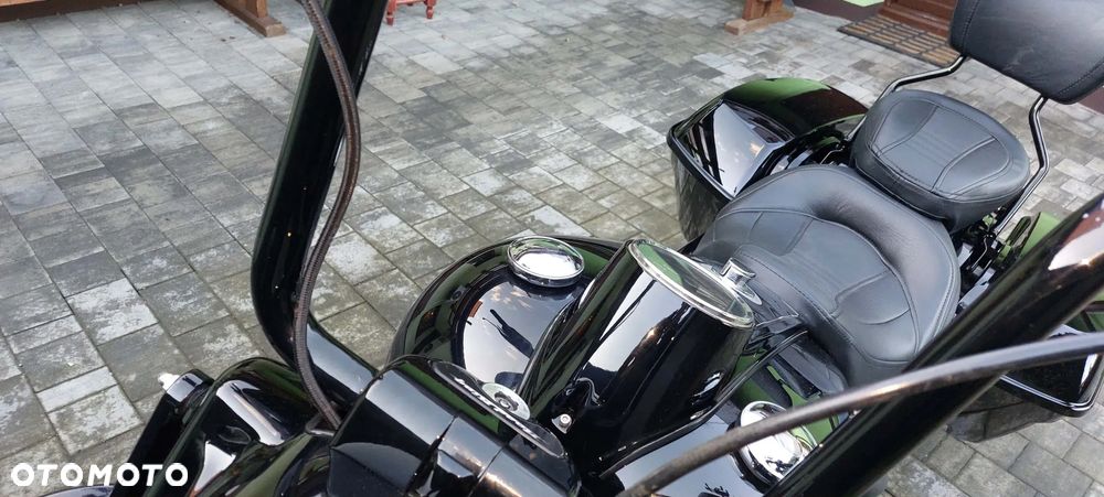 Harley-Davidson Touring Road King - 21