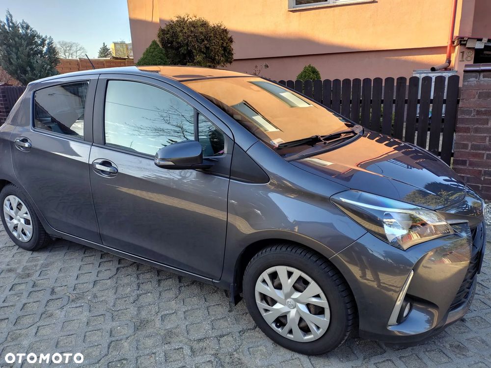 Toyota Yaris 1.5 Premium - 7