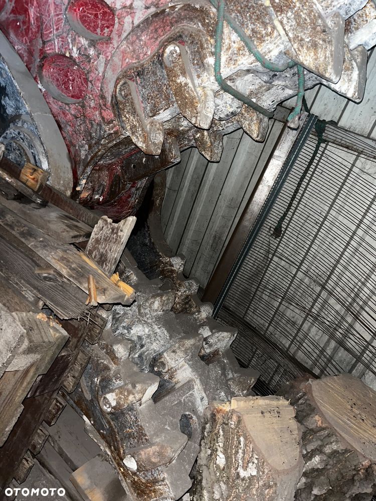 Szczęka krusząca wyburzeniowa CMB FH26 - 3