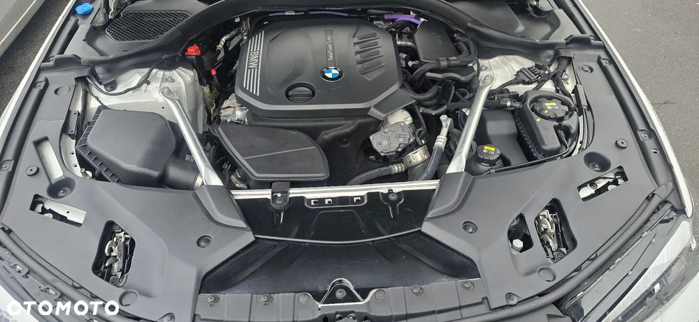 BMW Seria 5 518d mHEV M Sport sport - 17
