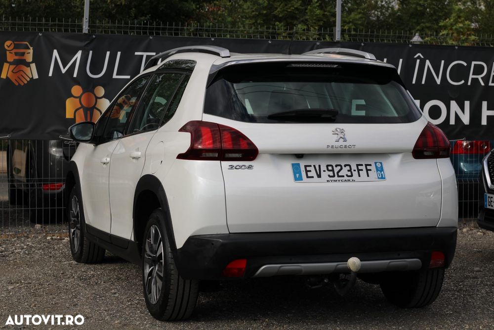 Peugeot 2008 1.2 PureTech Turbo EAT6 S&S Allure - 14