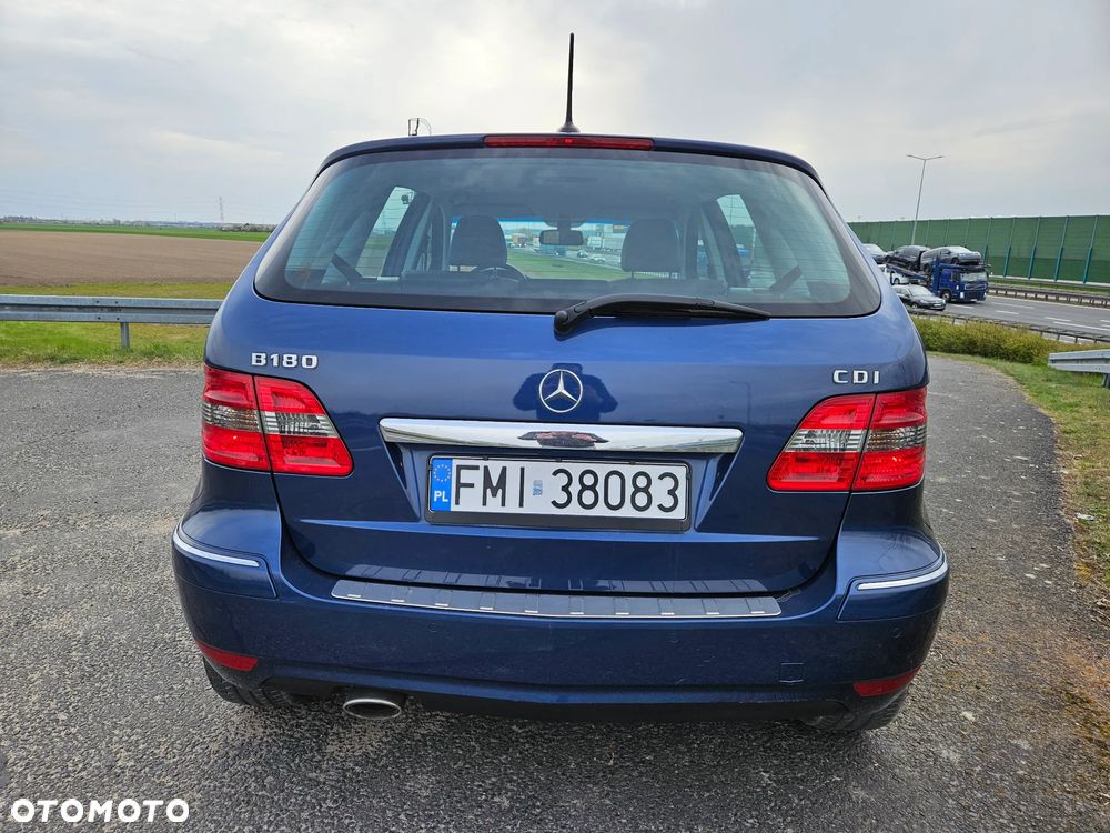 Mercedes-Benz Klasa B 180 CDI - 20