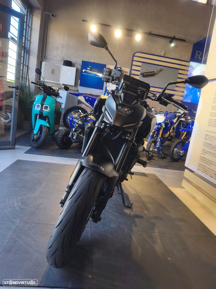 Yamaha MT-07 - 2