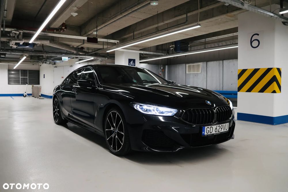 BMW Seria 8 - 7