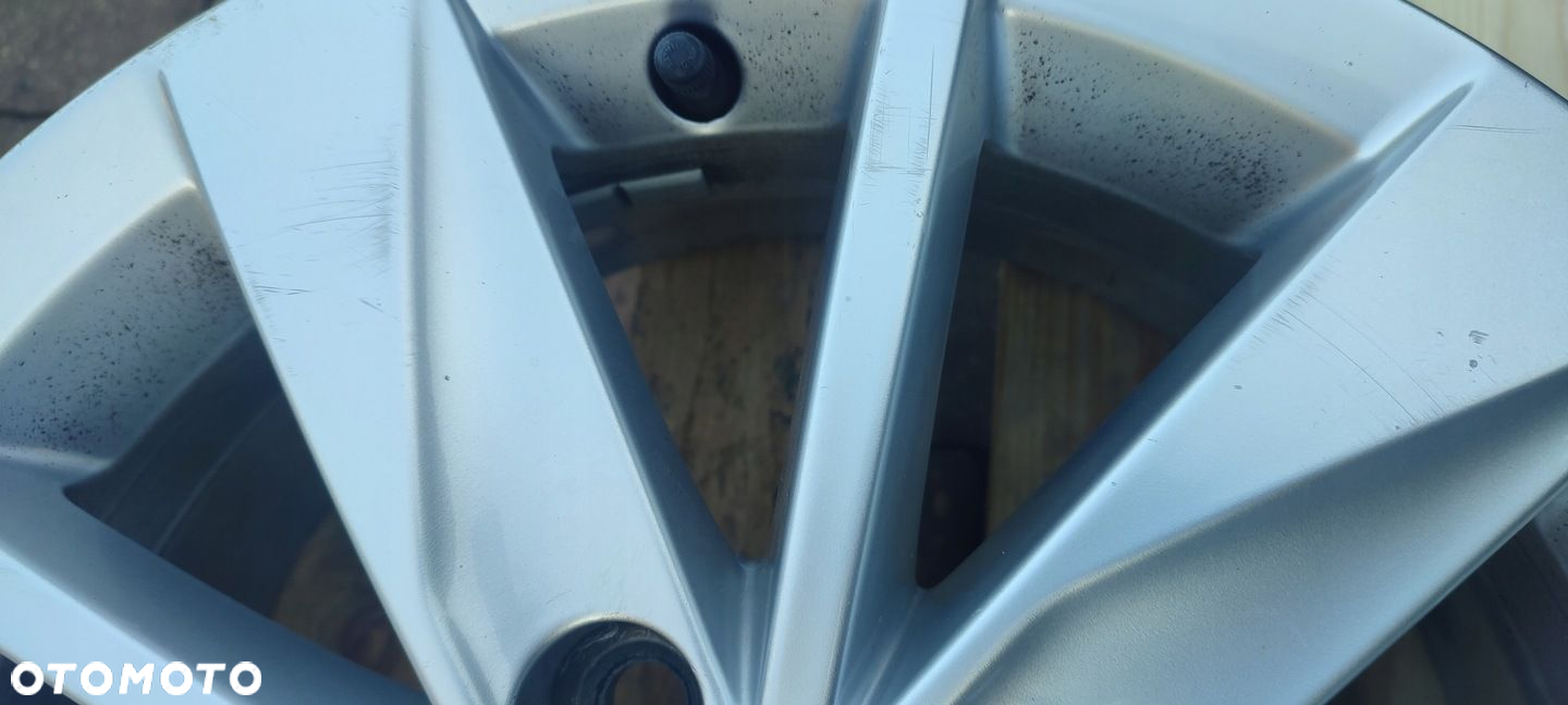 Felgi Aluminiowe Oryg. Vw Golf VII Touran15 Cali 6Jx15 Et43 5x112 Ø57,1mm - 12