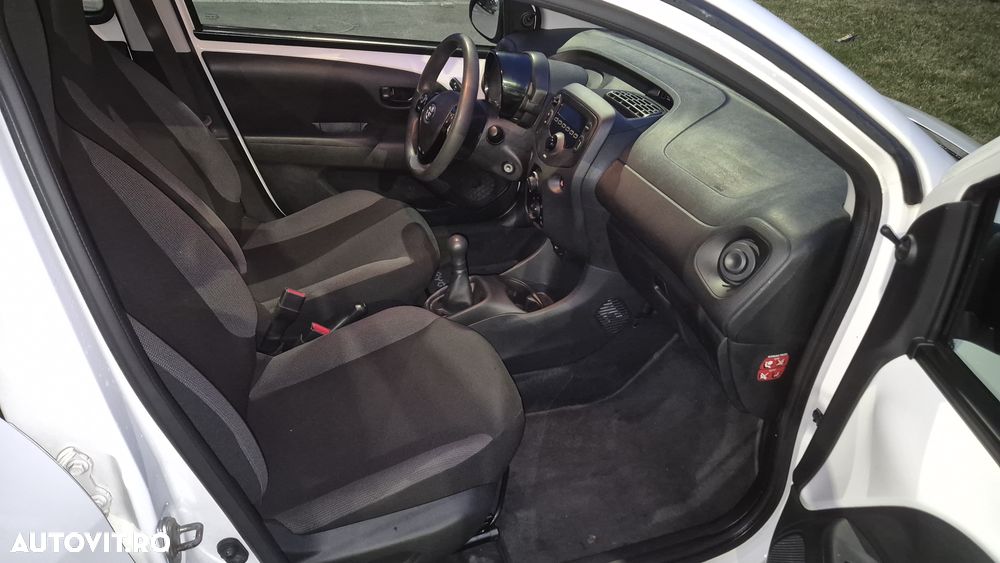 Toyota Aygo 1.0 VVY-I 5 usi X - 14