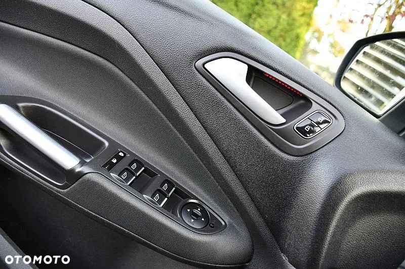 Ford C-MAX 2.0 TDCi Start-Stop-System Titanium - 15