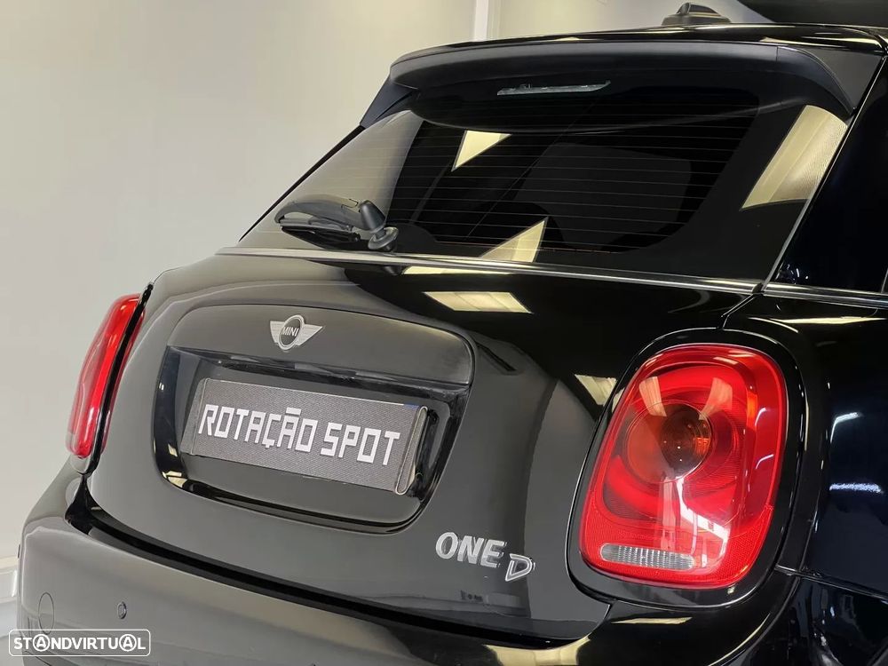 MINI 5 Portas One D - 36