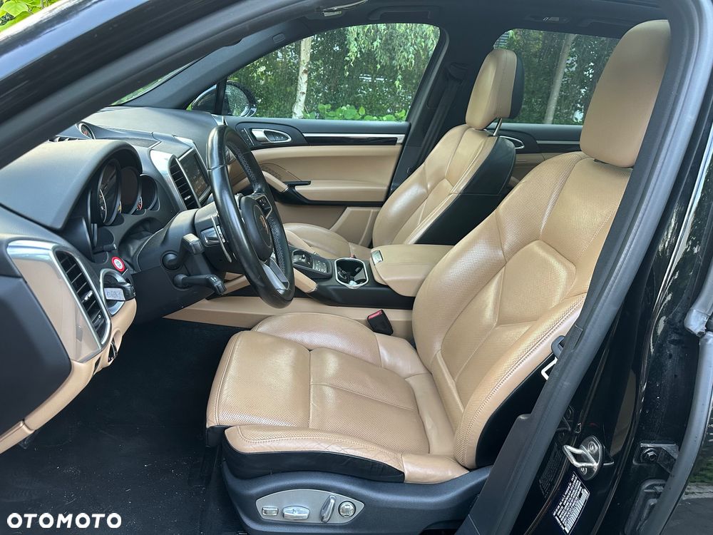 Porsche Cayenne Standard - 10