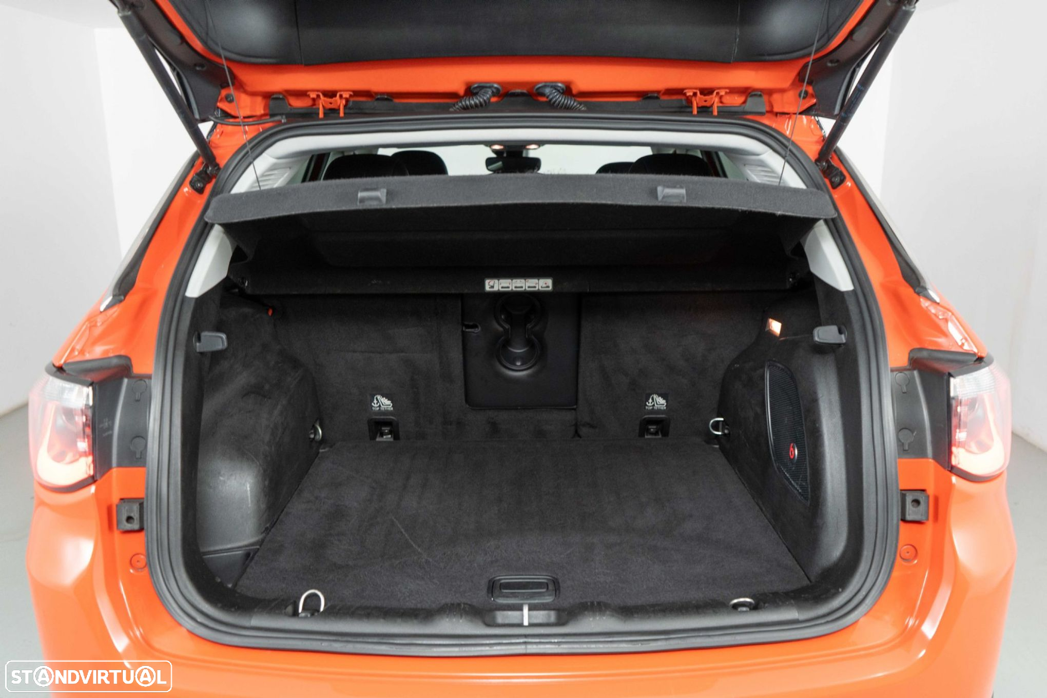 Jeep Compass 1.6 M-Jet Limited - 12