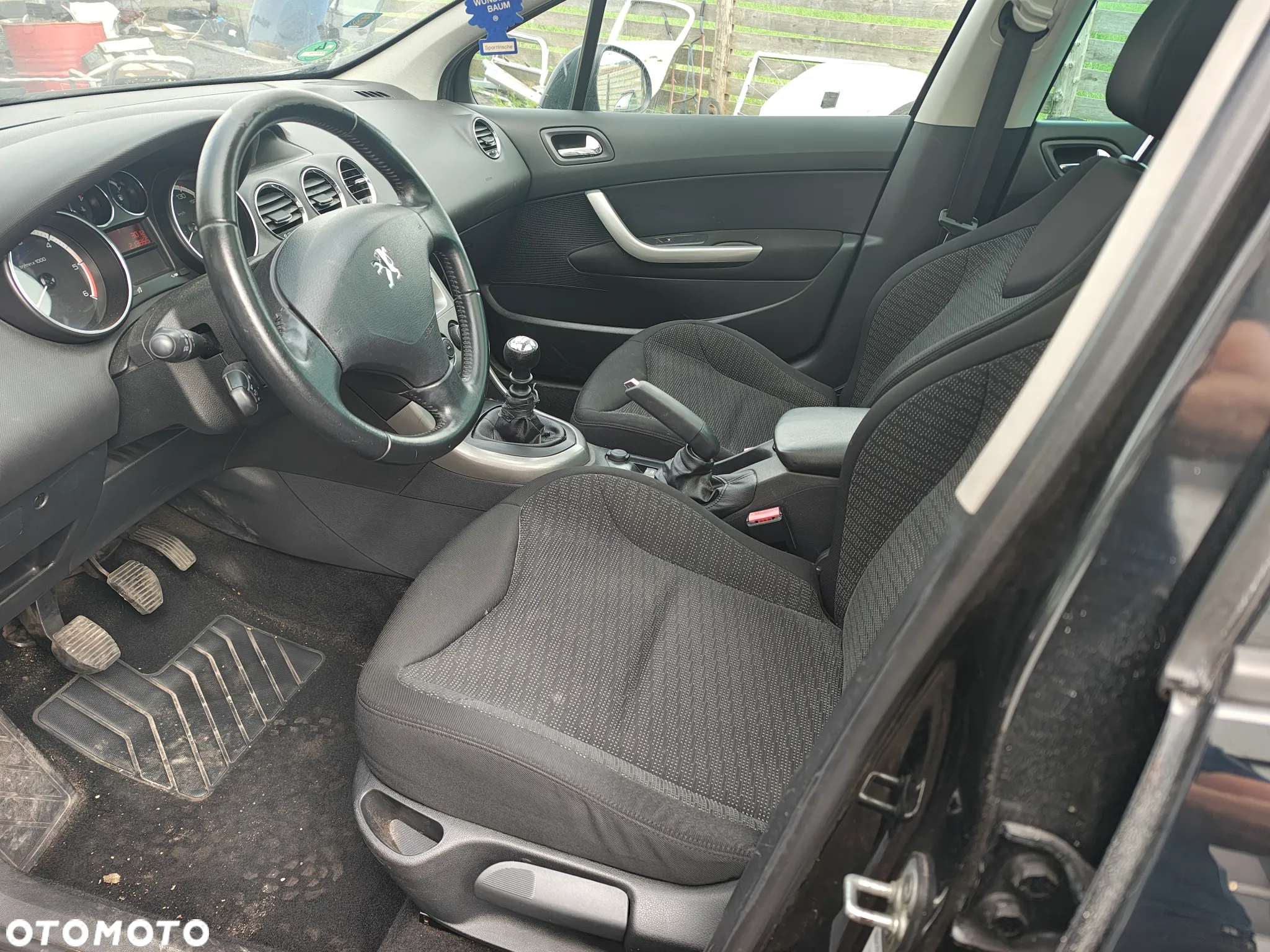 Peugeot 308 - 8