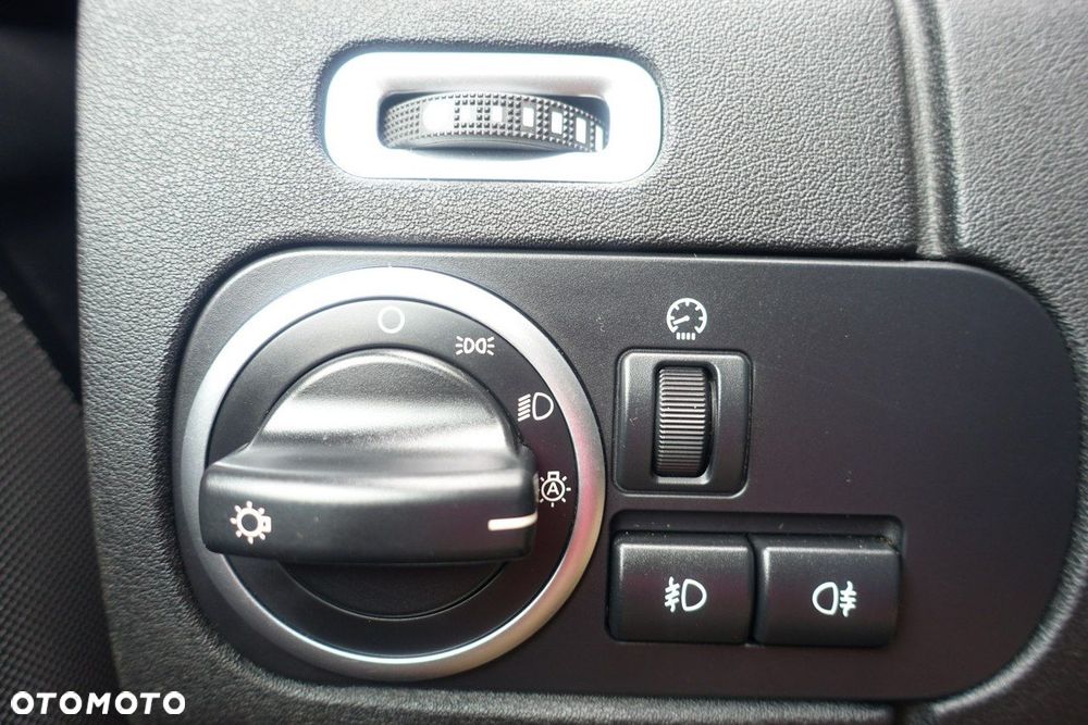 Land Rover Discovery - 38