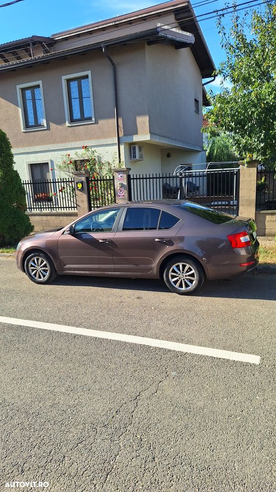 Skoda Octavia - 2