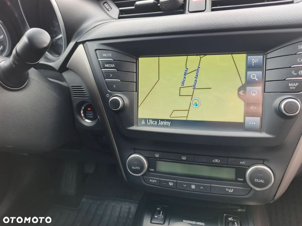Toyota Avensis 1.8 Prestige - 9