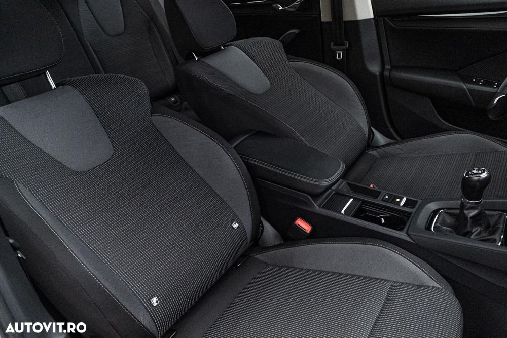 Skoda Octavia 1.0 TSI Style - 40