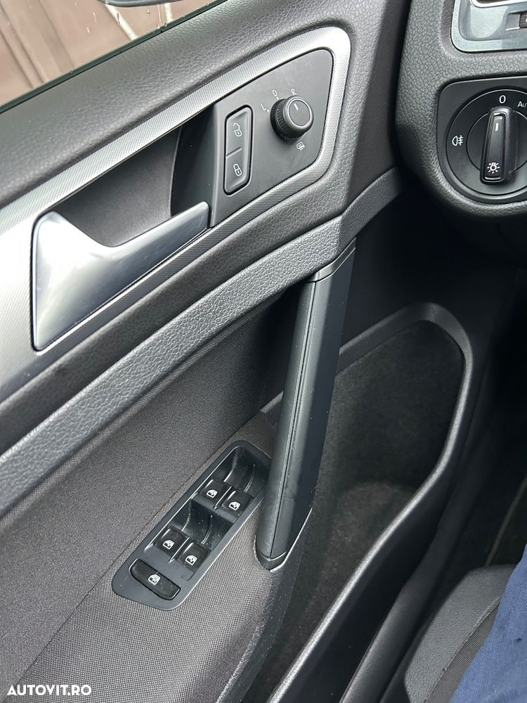 Volkswagen Golf 1.0 TSI (BlueMotion Technology) Comfortline - 13