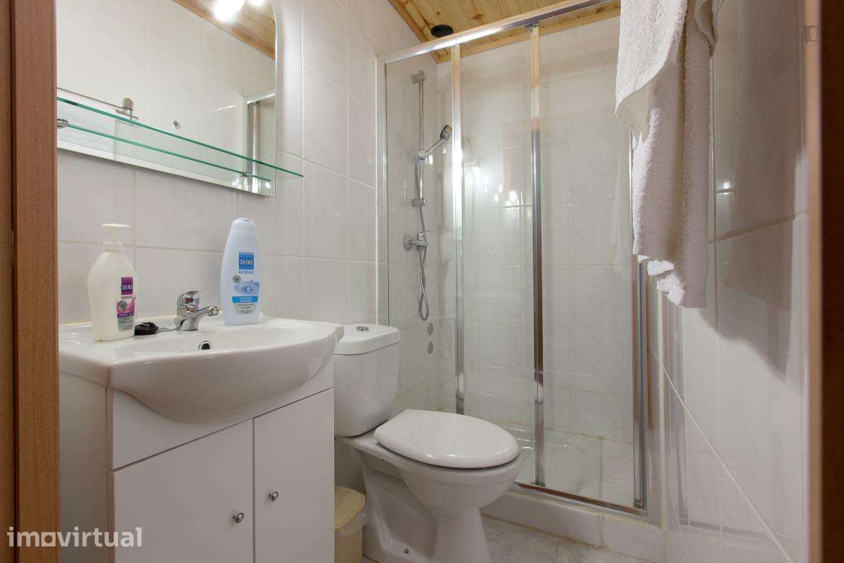 Apartamento com 2 quartos - localizado em Cedofeita Porto - Grande imagem: 2/6