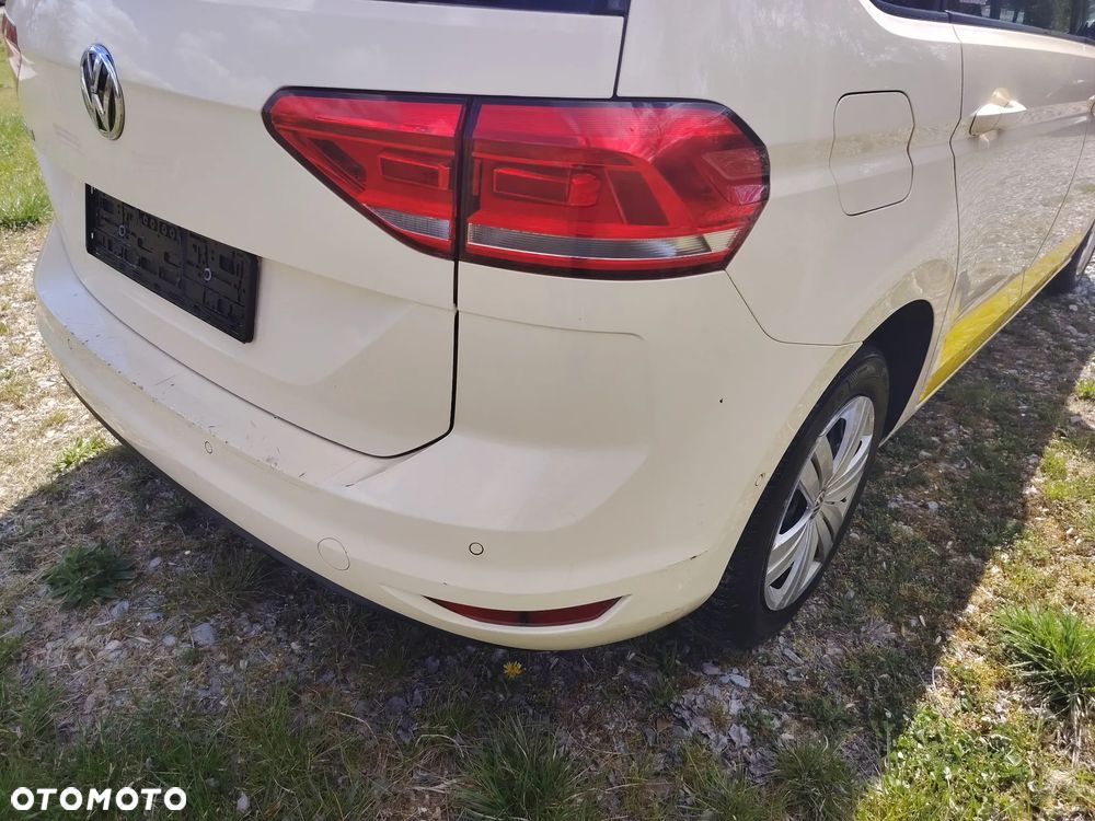 Volkswagen Touran - 15
