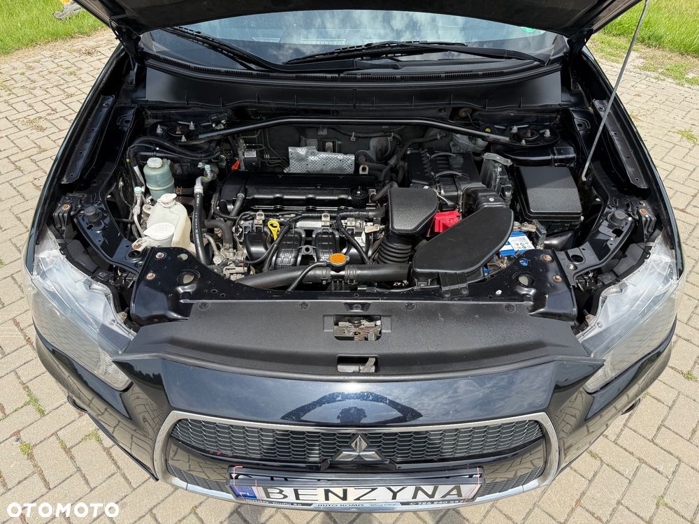 Mitsubishi Outlander 2.0 Intense + 2WD EU5 - 33