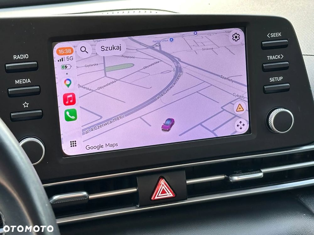 Hyundai Elantra 1.6 Modern CVT - 21