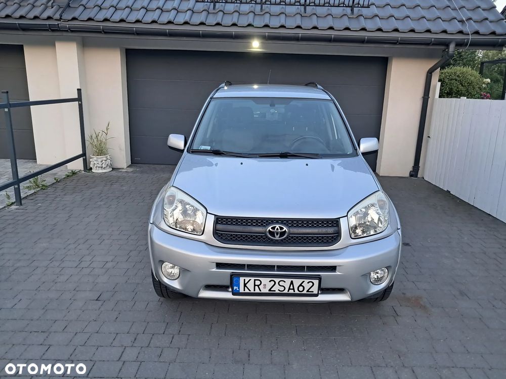 Toyota RAV4 2.0 VVT-i 4x4 - 1