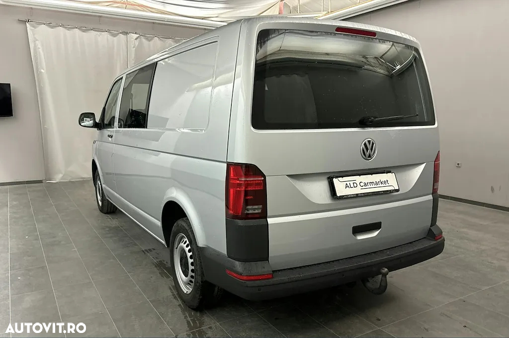 Volkswagen Transporter Kombi TDI Lang DSG - 2