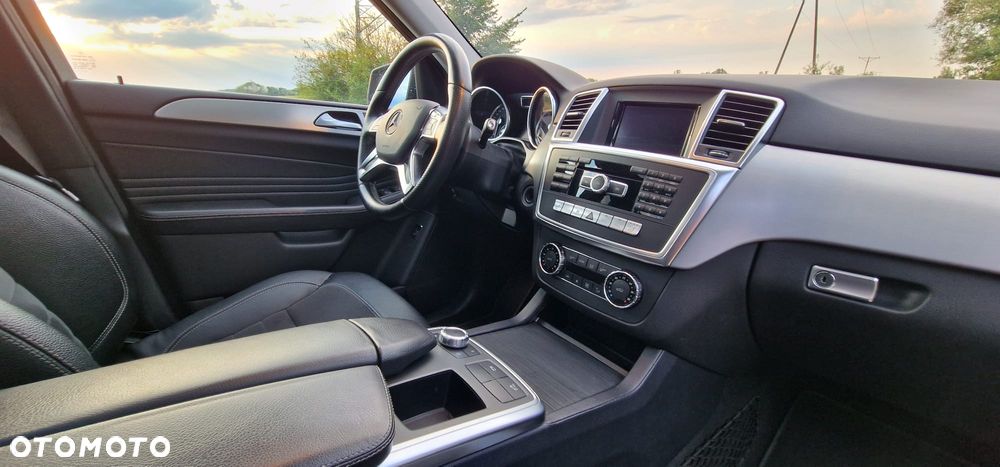 Mercedes-Benz ML 350 BlueTEC 4MATIC 7G-TRONIC - 9