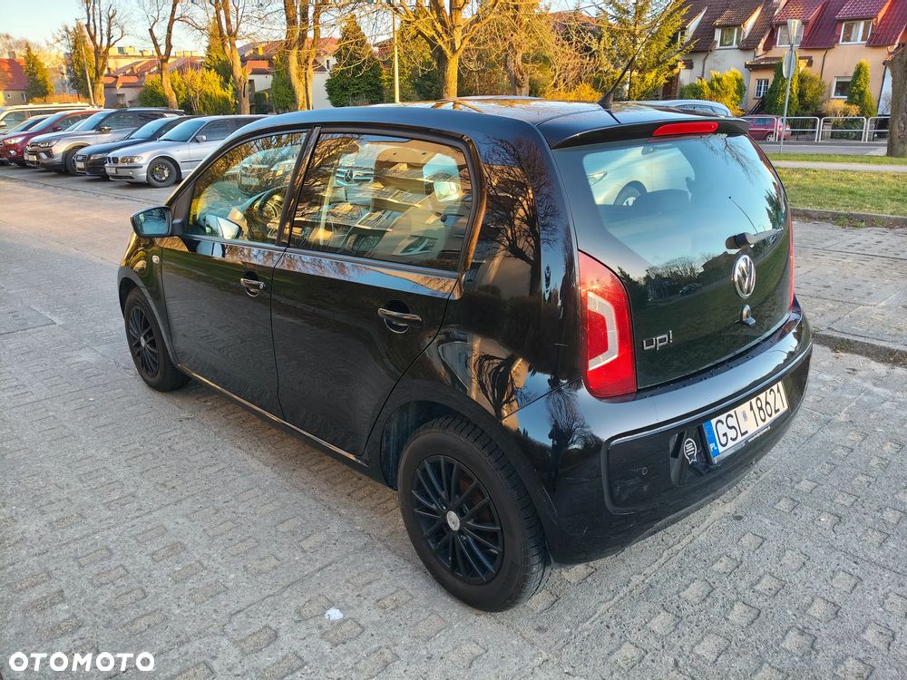Volkswagen up! - 5