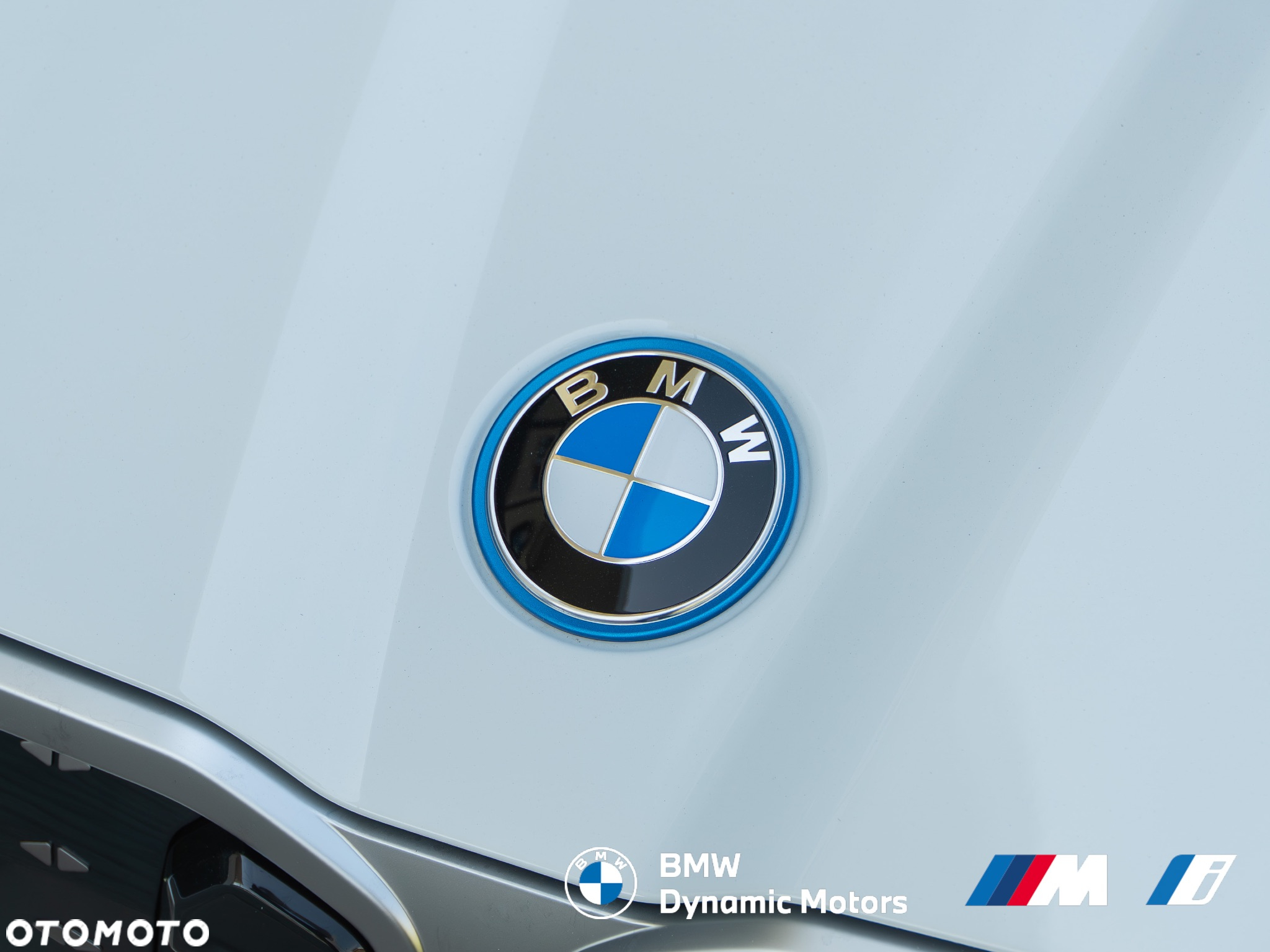 BMW iX2 - 9