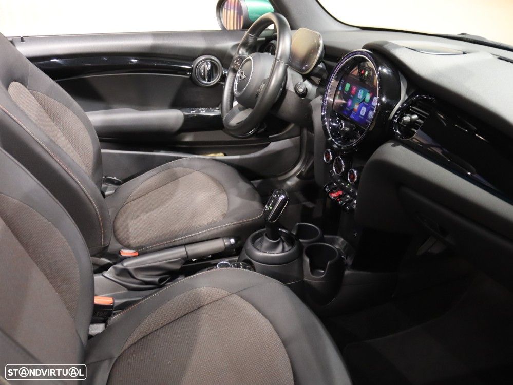 MINI Cabrio Cooper Premium Classic Auto - 14