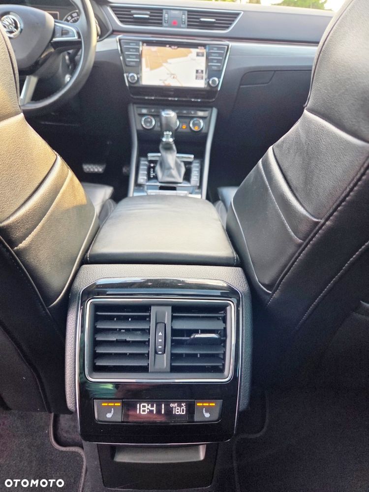 Skoda Superb 1.6 TDI DSG Style - 30
