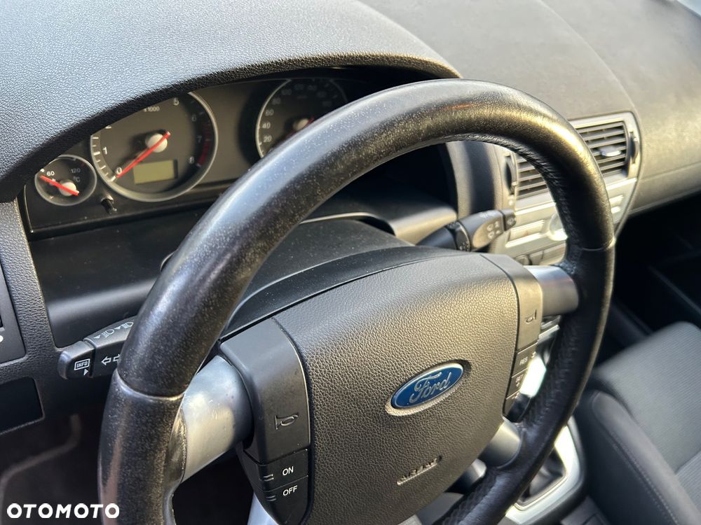 Ford Mondeo - 23