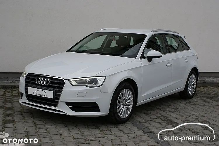 Audi A3 Sportback 2.0 TDI (clean diesel) quattro Ambiente - 2