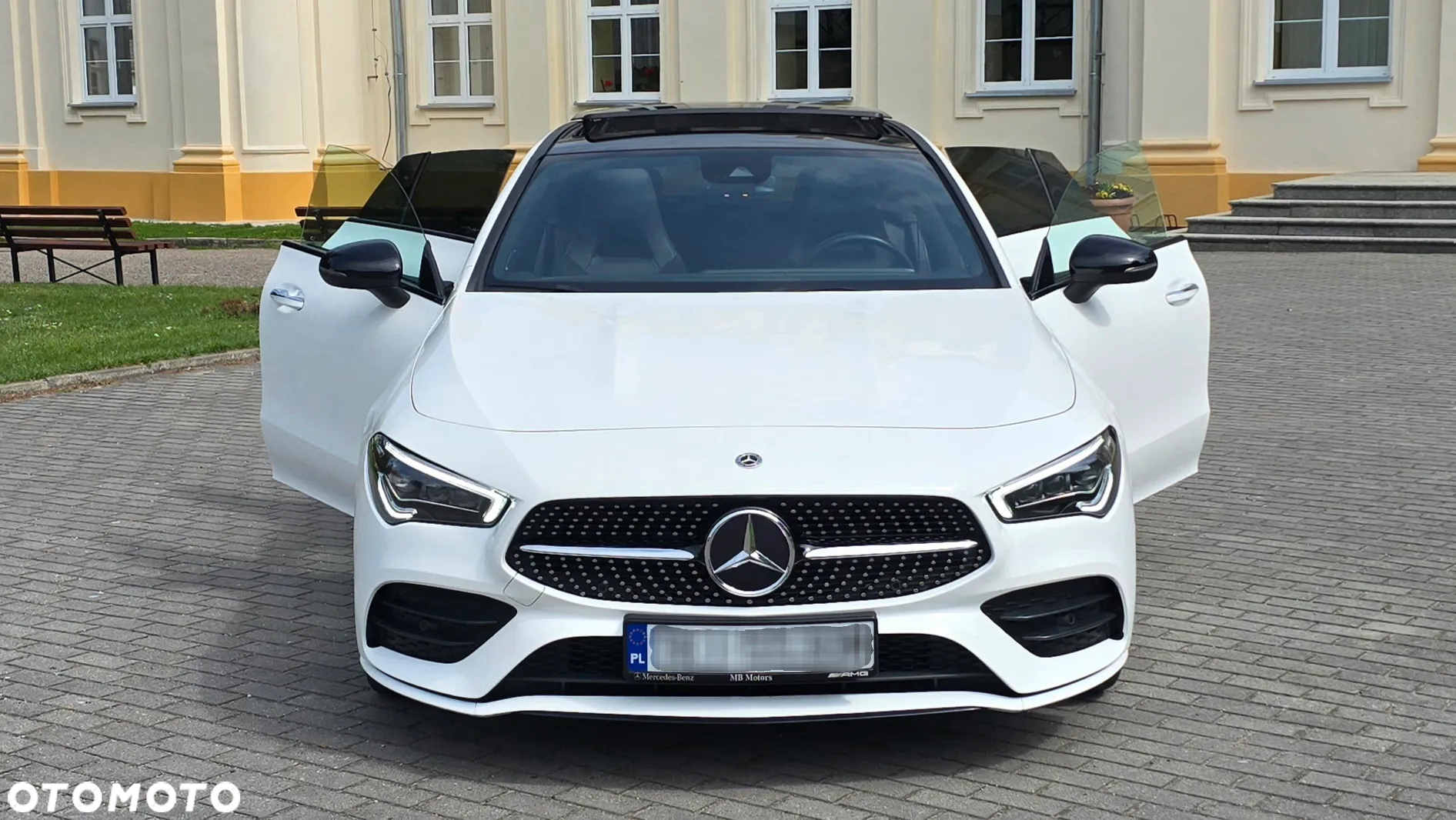 Mercedes-Benz CLA 250 4-Matic Progressive 7G-DCT - 32