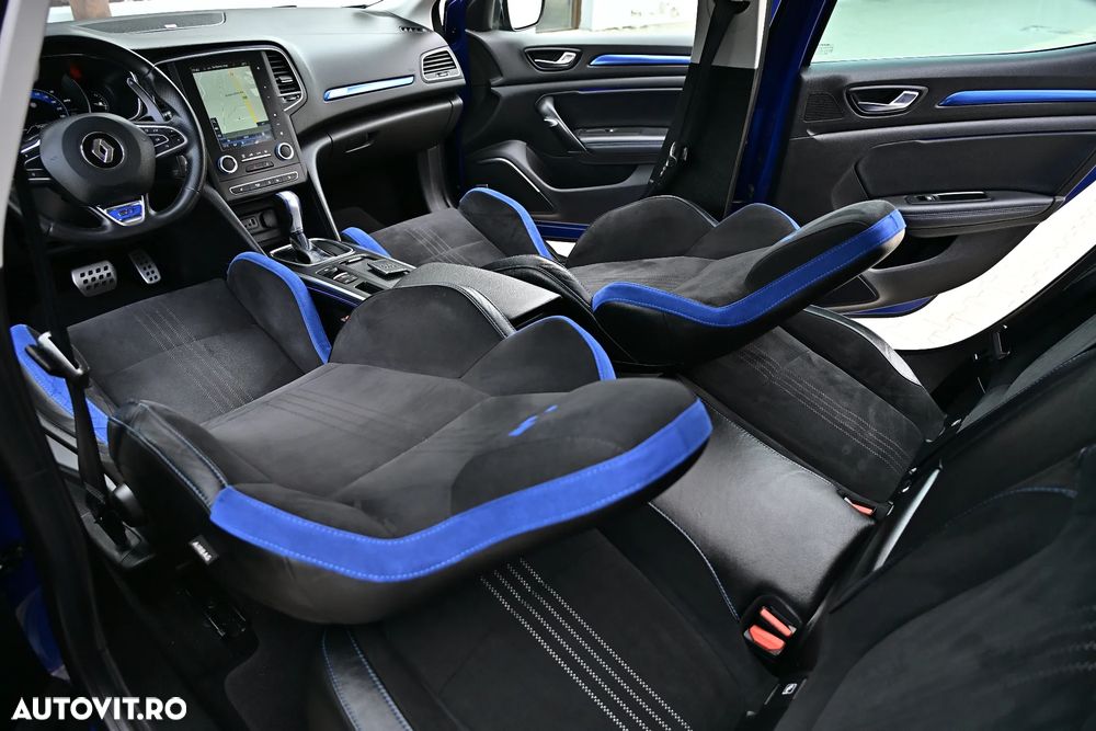 Renault Megane ENERGY TCe 205 EDC GT - 10