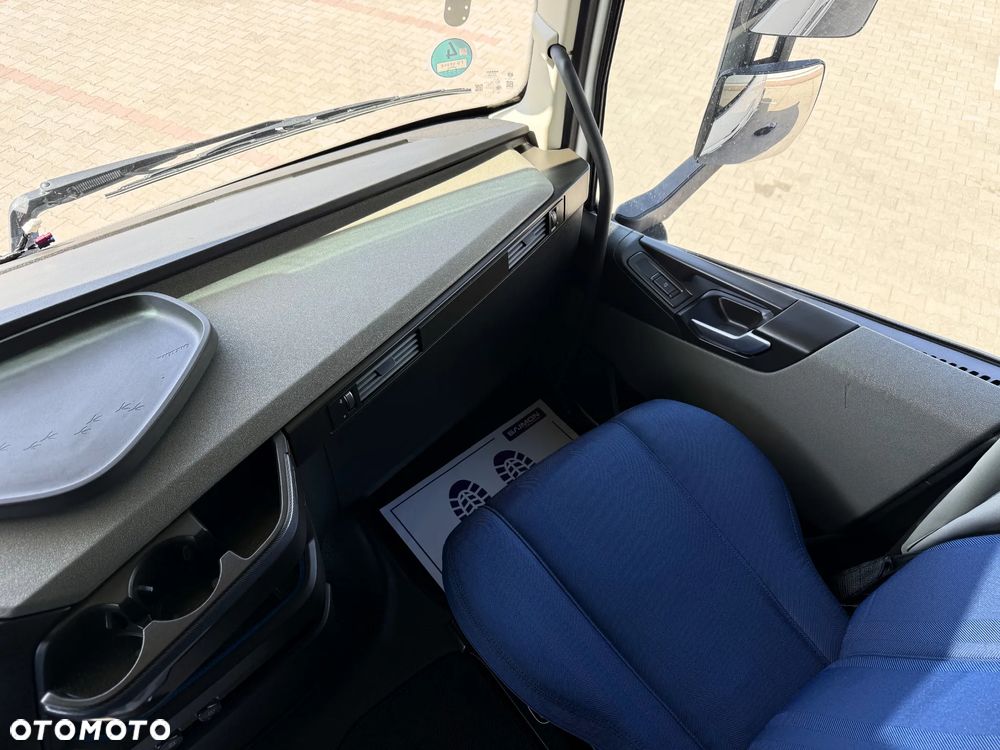 Volvo FH 500 / STANDARD / XL GLOBETROTTER / SALON PL - 7