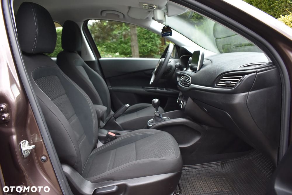 Fiat Tipo 1.4 16V More - 28