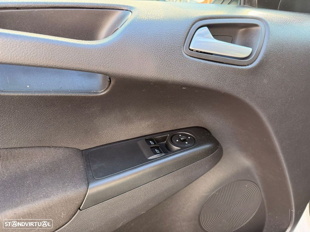 Ford Transit Courier 1.5 TDCi Sport - 22